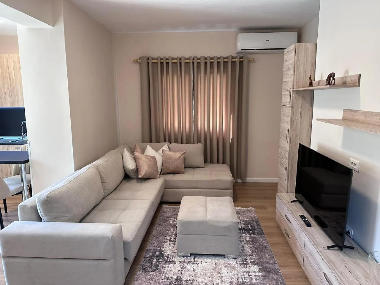 Ledia'S Apartment Tirana
